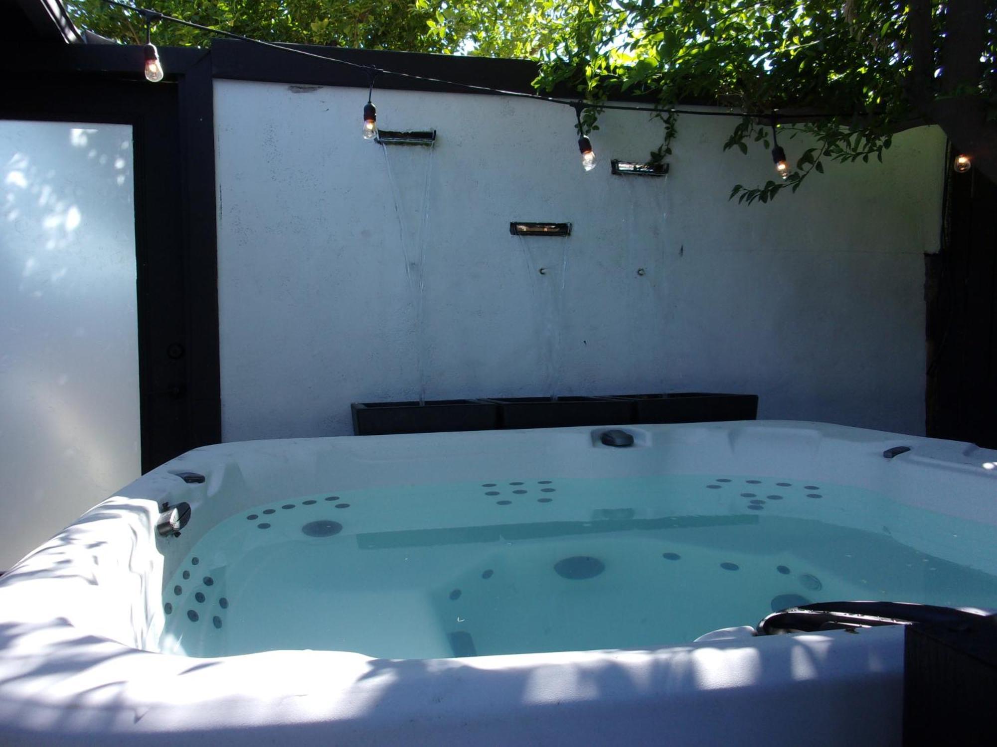 Updated Dwntwn 2Bd Twnhse W/Hot Tub& Private Patio Palm Springs Extérieur photo